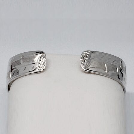 Silver 1/2 inch wide Eagle bracelet - back view